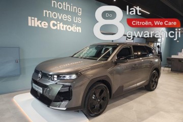PLUS Hybryda 2026 Techno Tapicerka materiałowa