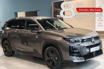 MAX 145 eDCT6 Masaż wentylacja foteli Hak holowniczy Opony całoroczne